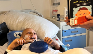 El Hospital Dr. Gustavo Fricke recibe a la compañía “Ziento Un Cuento” para alegrar la estadía de sus pacientes pediátricos